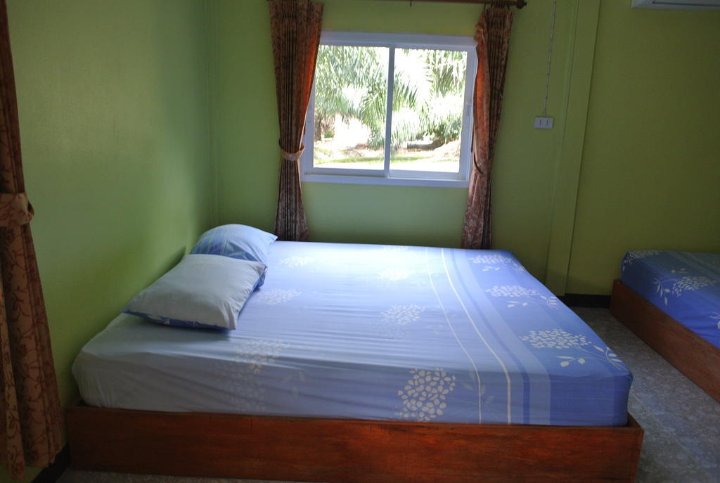 Bantatuk Resort & Restaurant Ban Tha Khun Стая снимка