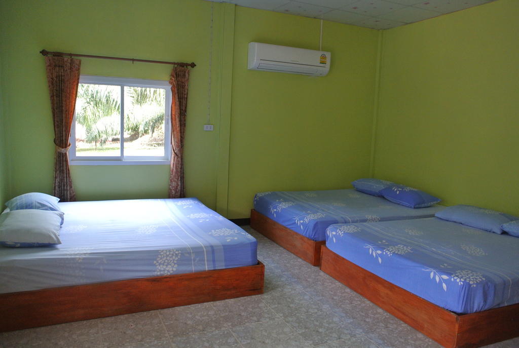 Bantatuk Resort & Restaurant Ban Tha Khun Стая снимка