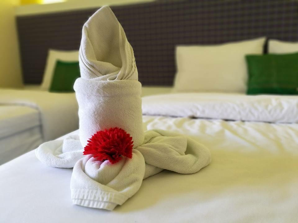 Bantatuk Resort & Restaurant Ban Tha Khun Екстериор снимка