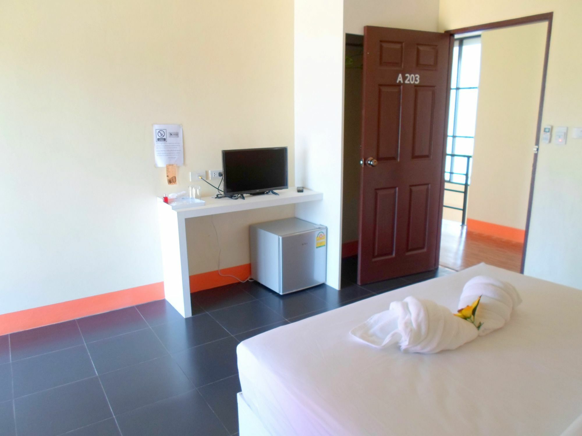 Bantatuk Resort & Restaurant Ban Tha Khun Екстериор снимка